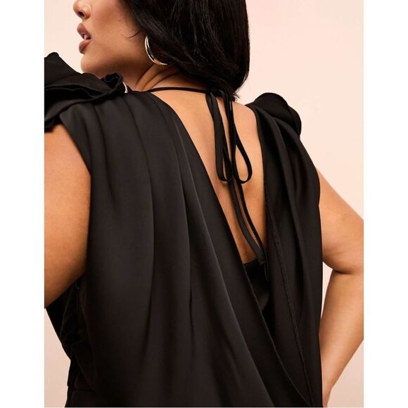 ASOS LUXE Curve Black Satin Plunge Wide Leg Jumpsuit NWT Size 16 Boutonnière - Picture 3 of 15